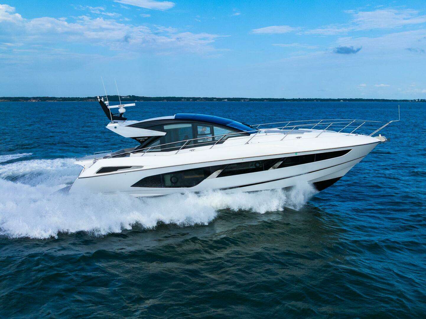 2021 60' Sunseeker photo
