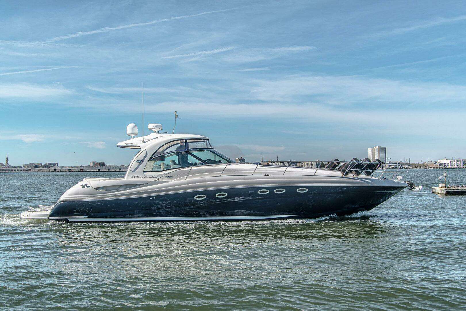 2005 50' Sea Ray photo