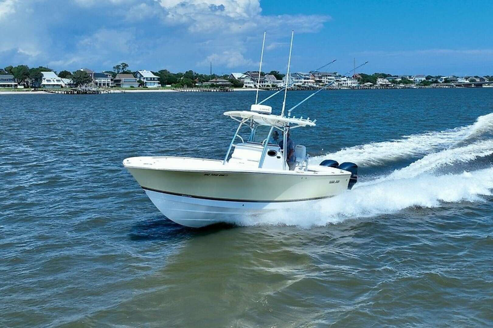 2013 28' Regulator photo