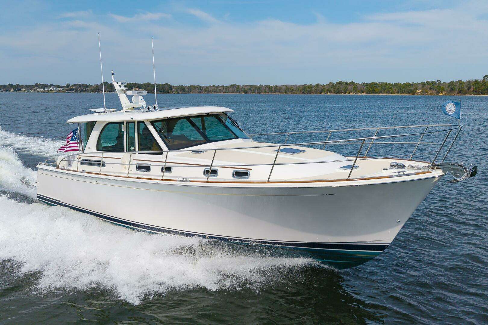 2025 45' Sabre photo