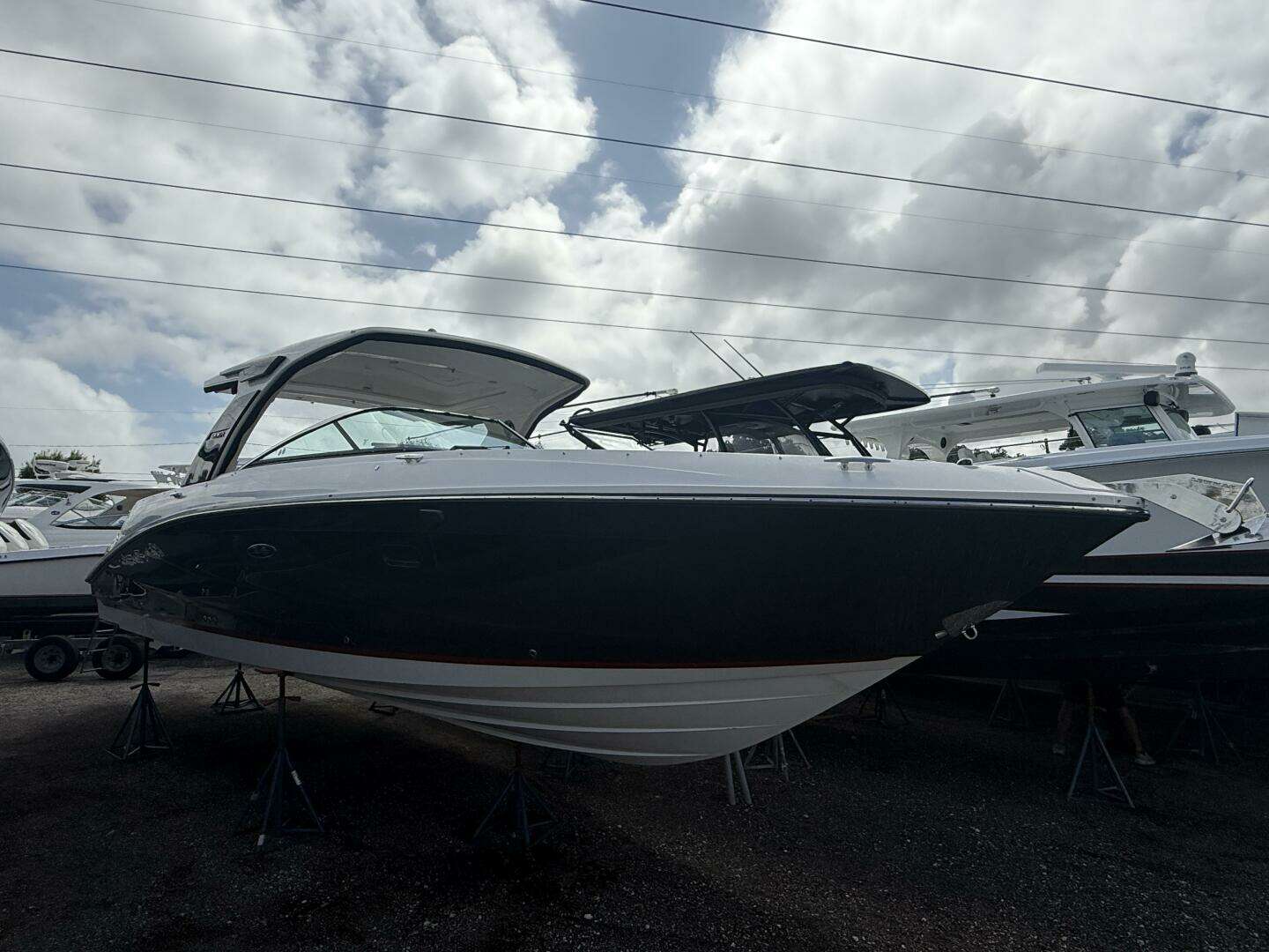 2020 35' Sea Ray photo