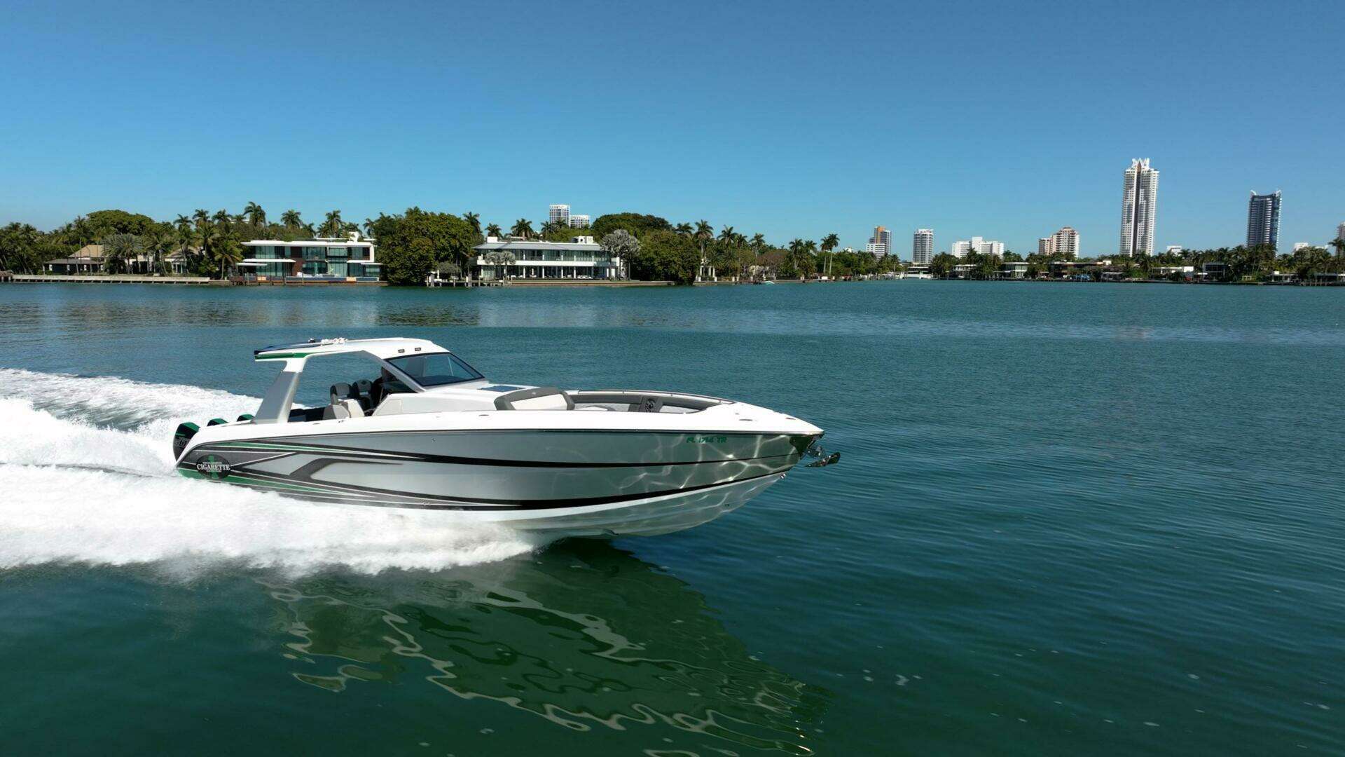 2024 42' Cigarette photo