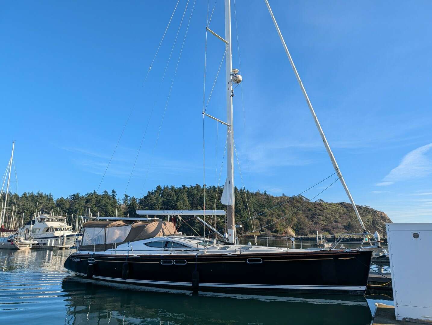2009 54' Jeanneau photo