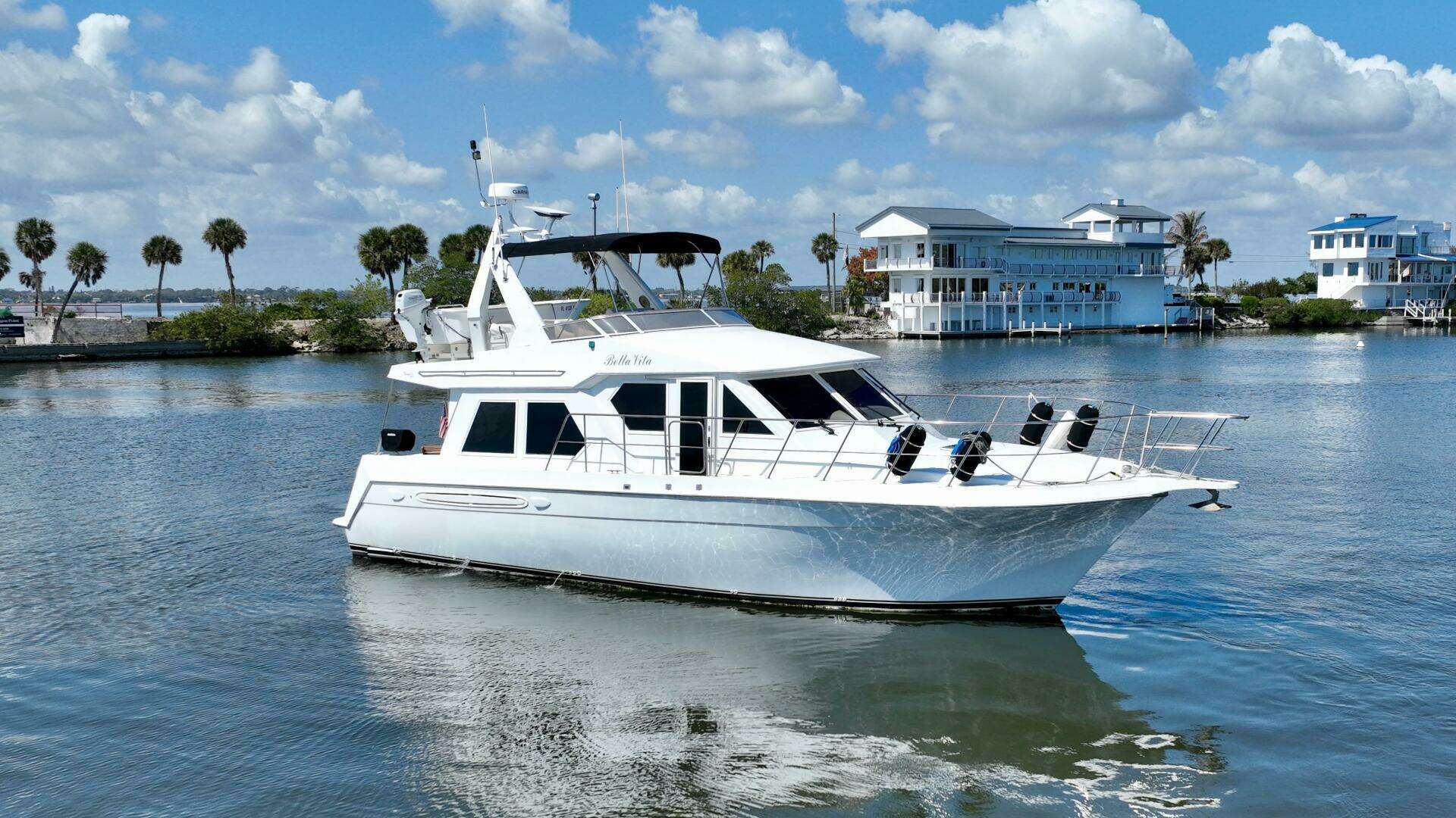 2000 49' Navigator photo