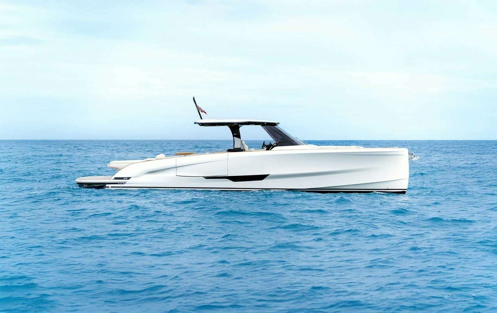 2026 44' Solaris photo