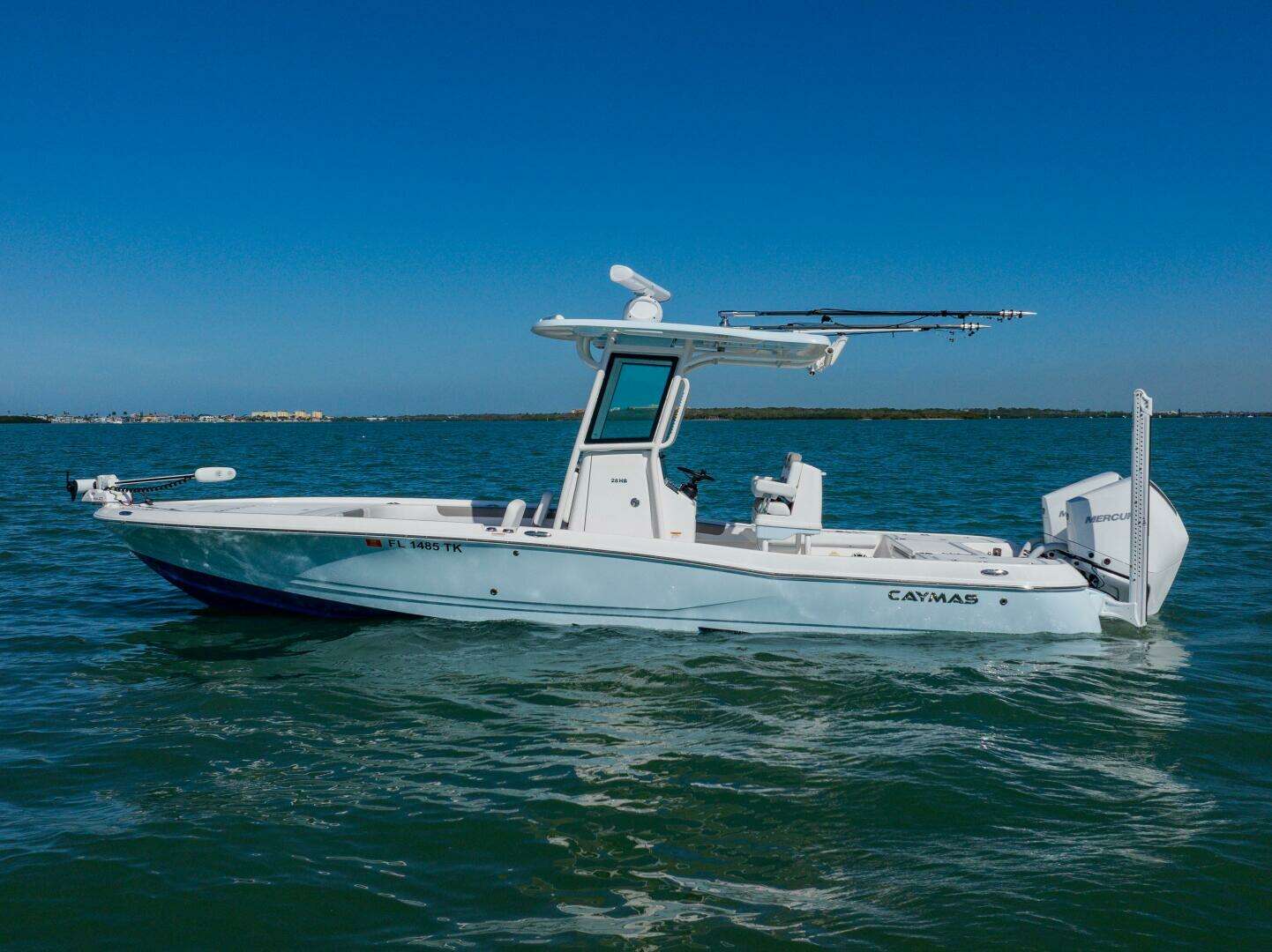 2022 28' Caymas photo