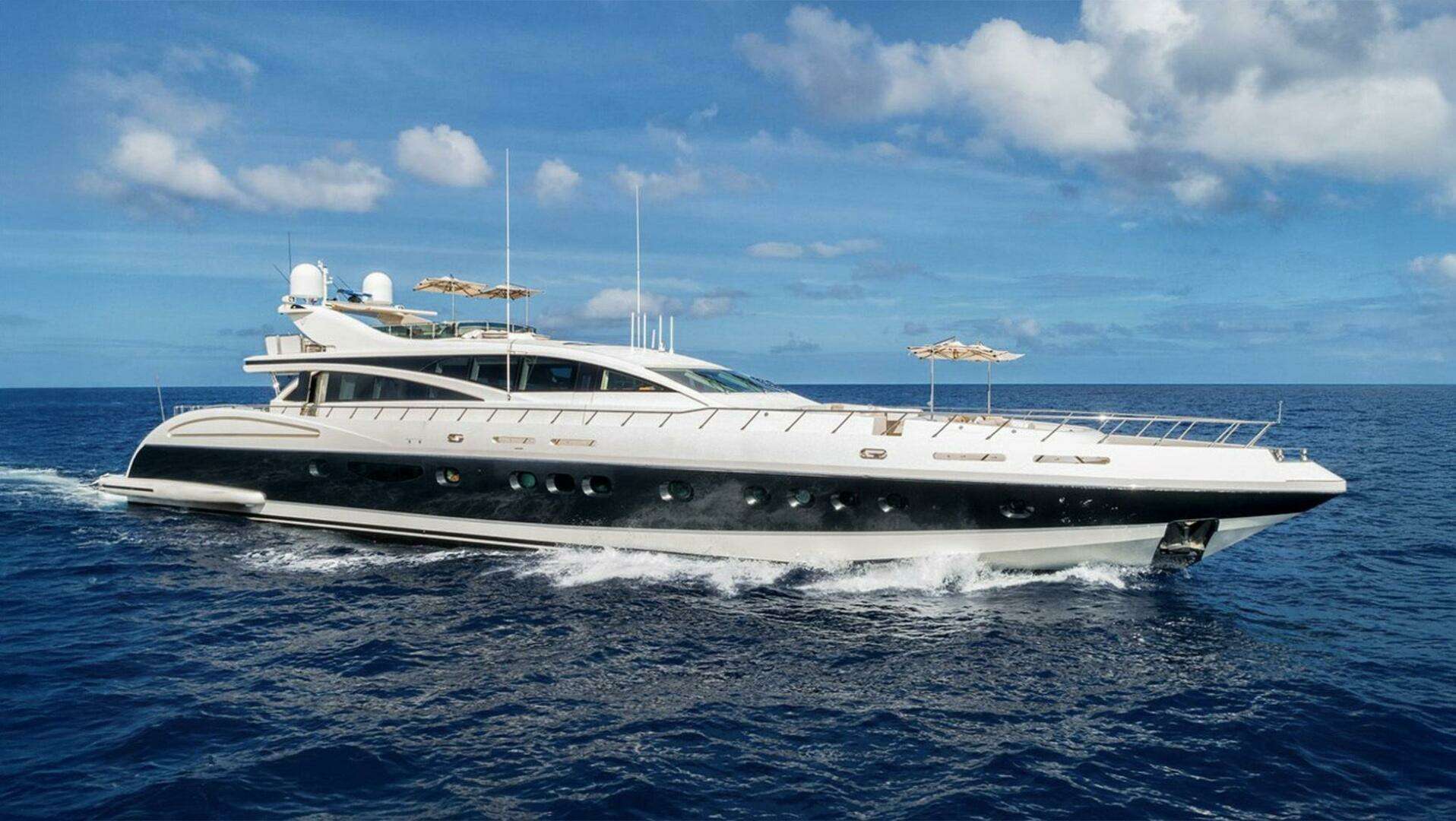 2012 141' Arno Leopard photo