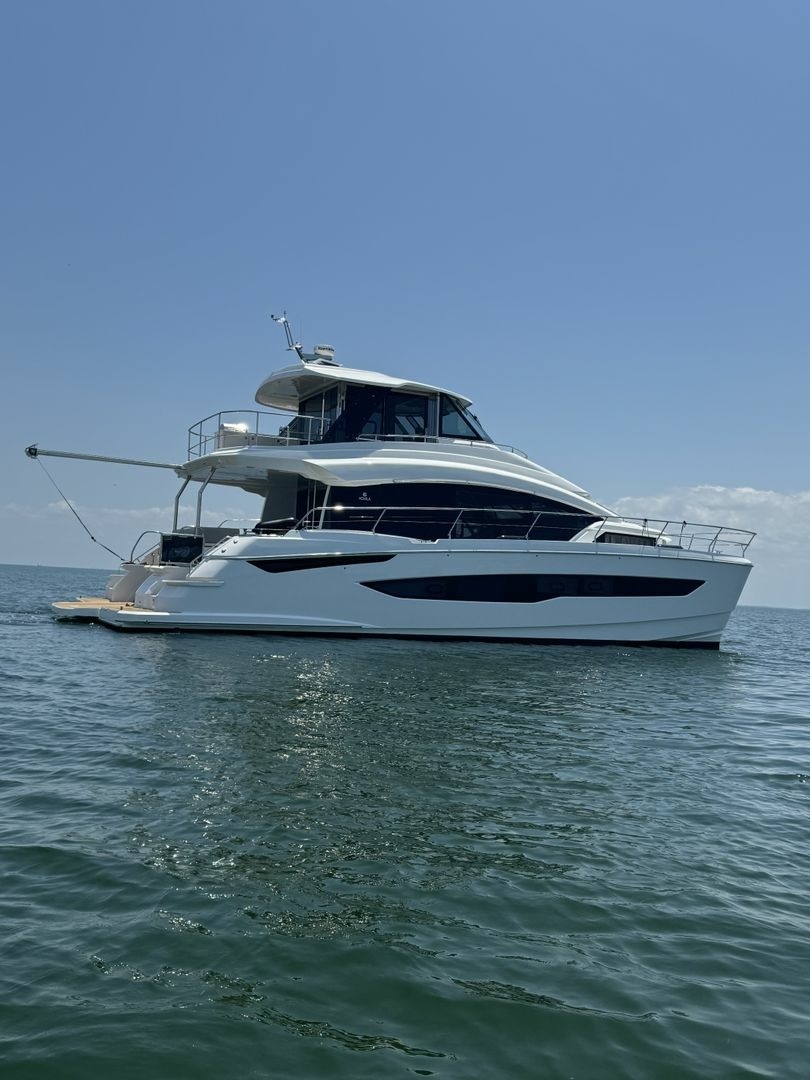 2024 54' Aquila photo