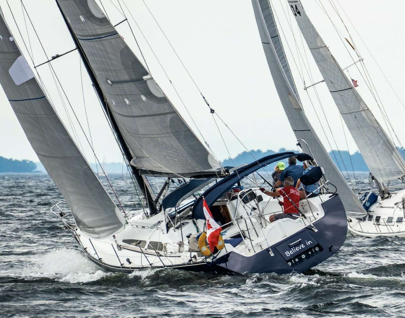 2002 40' C&C photo