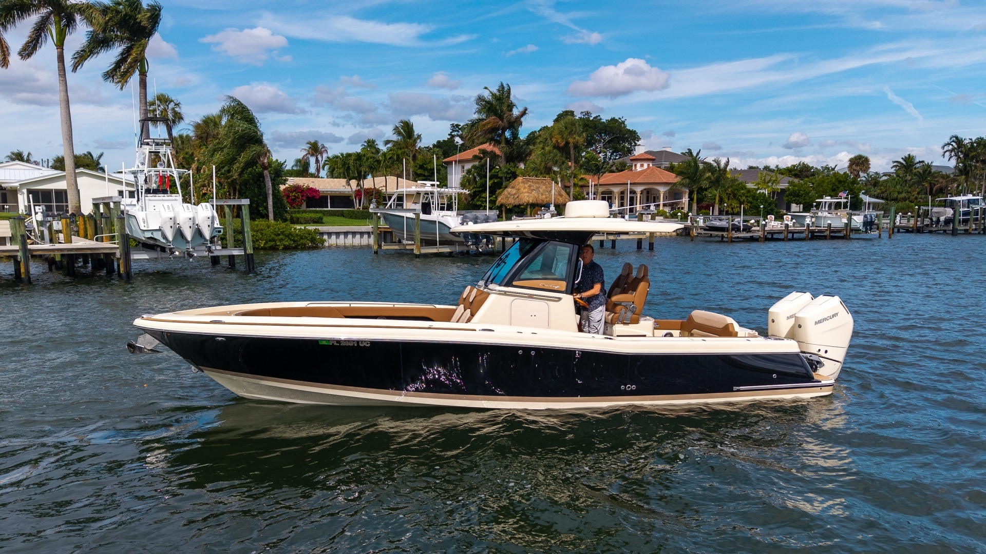 2026 31' Chris-Craft photo