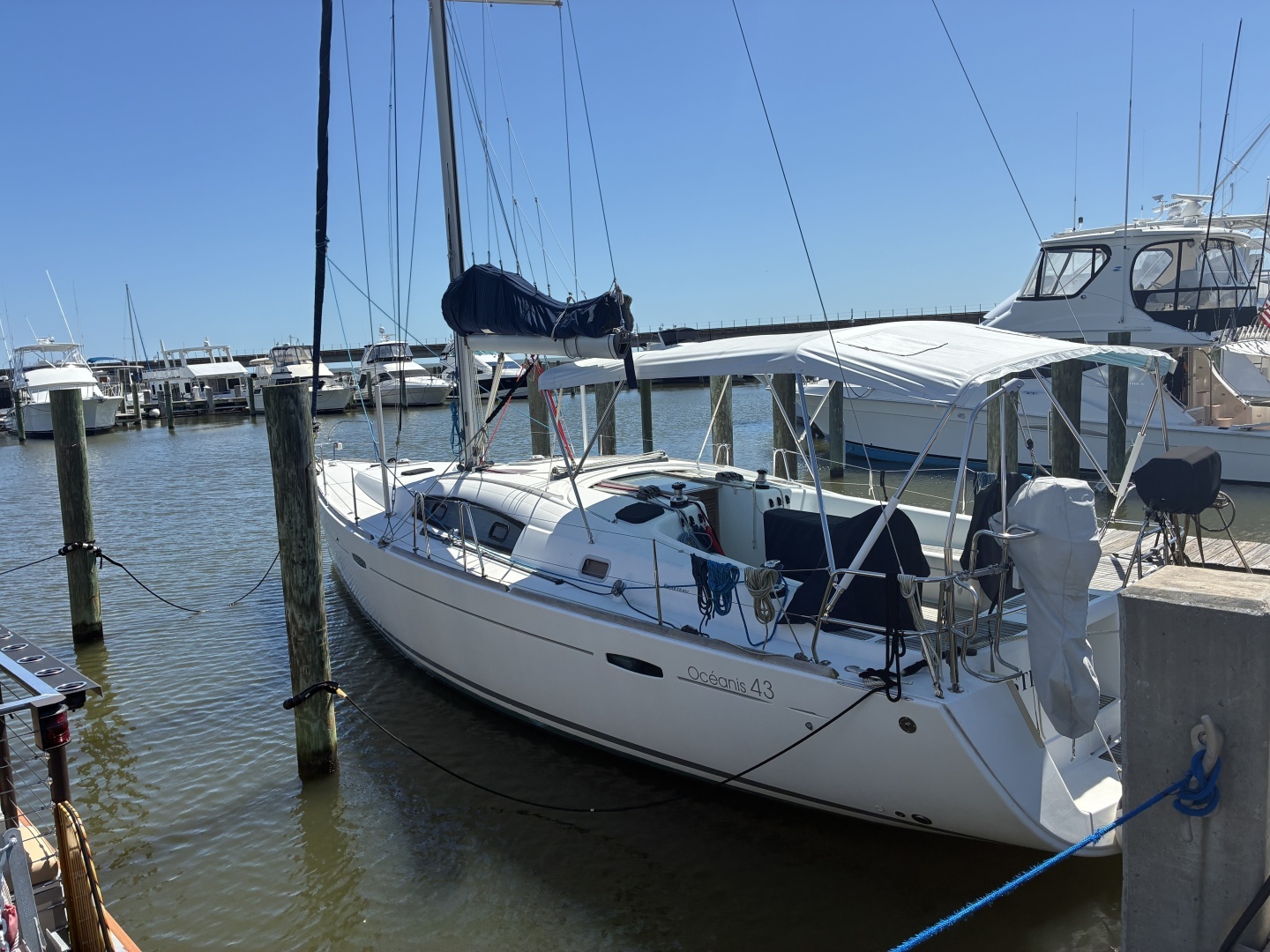 2008 43' Beneteau photo