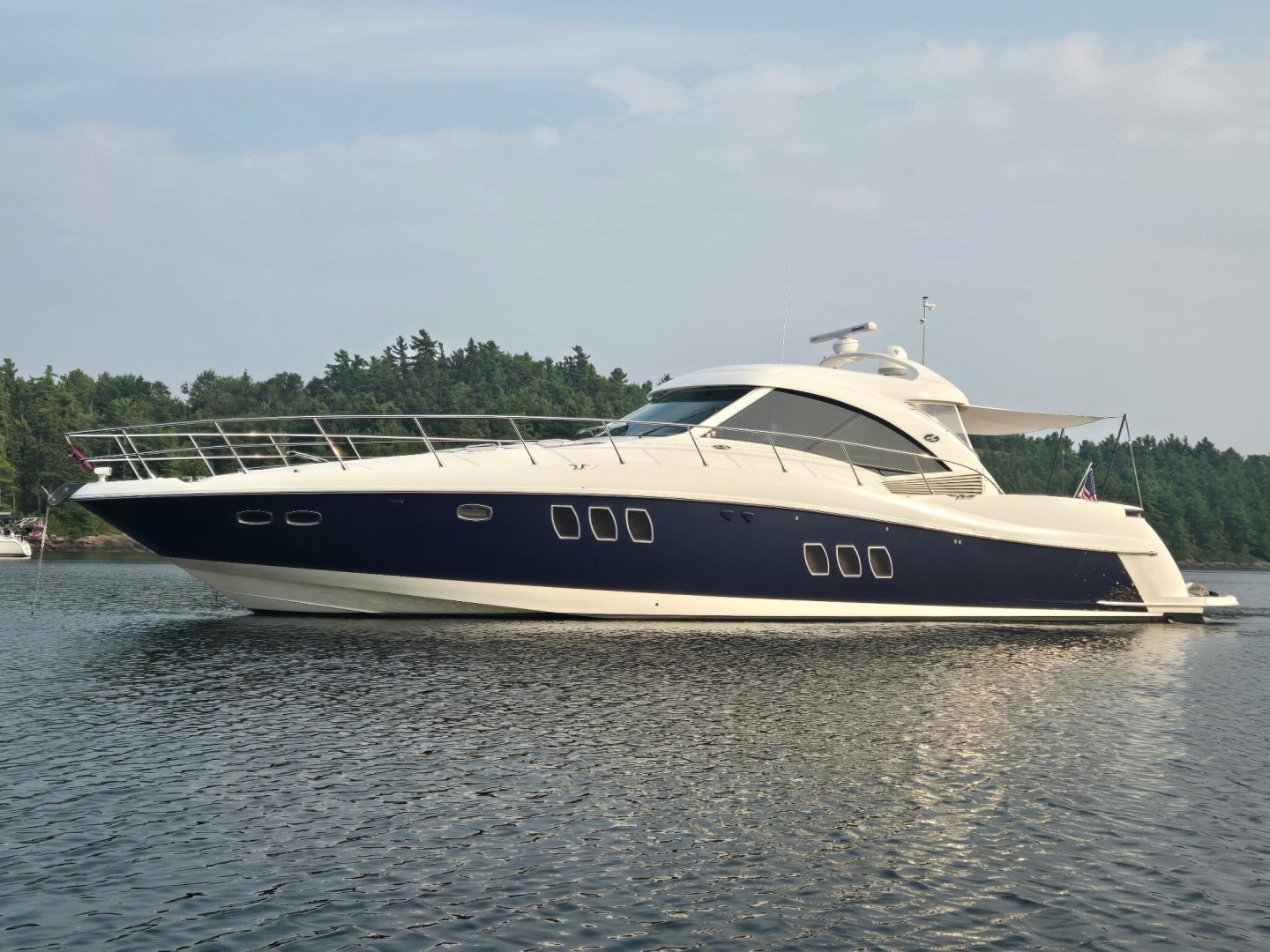 2006 60' Sea Ray photo