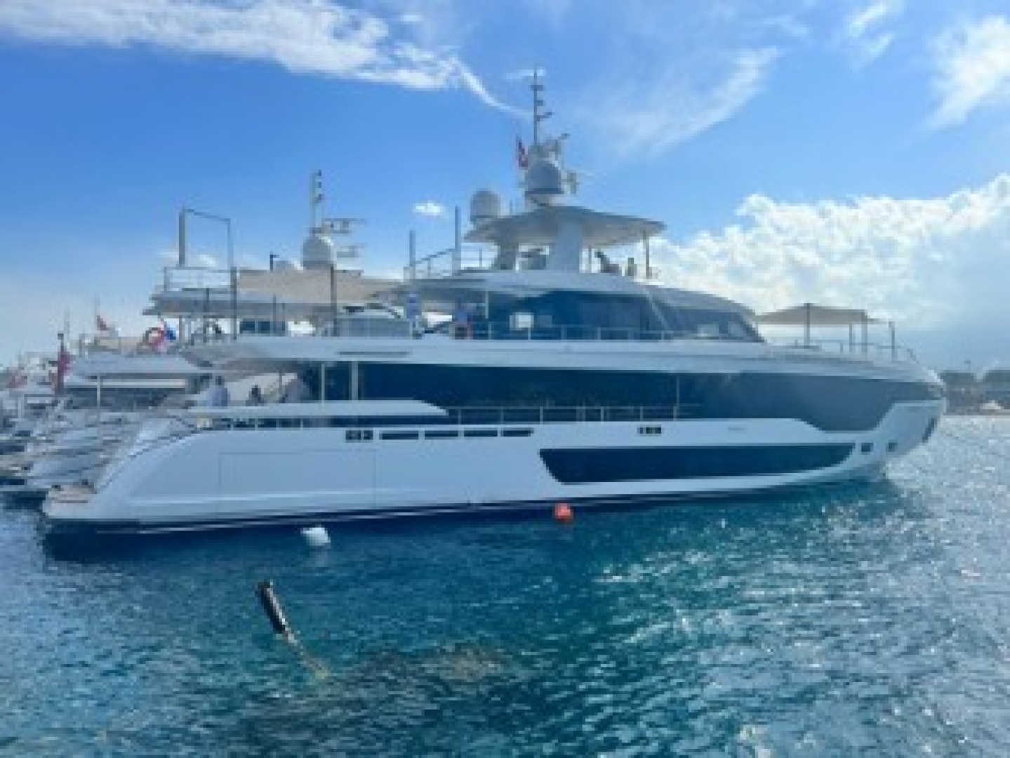 2024 118' Azimut photo