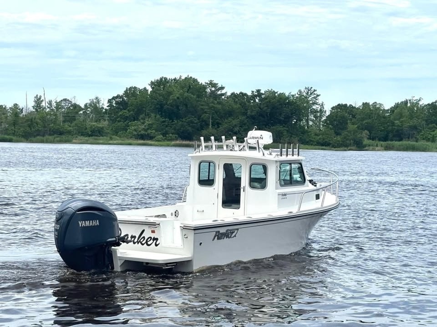 2022 30' Parker photo