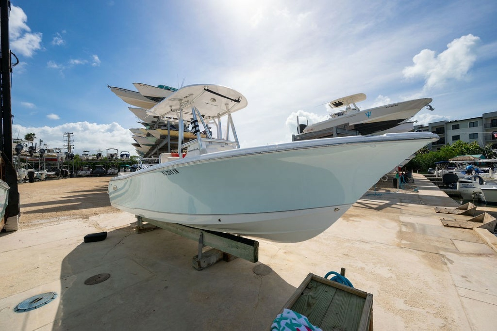 2023 23' Sea Hunt photo