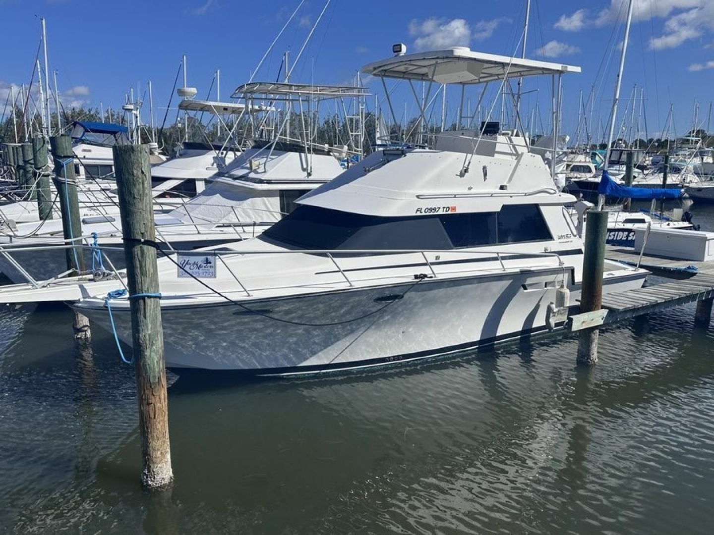 1990 34' Luhrs photo