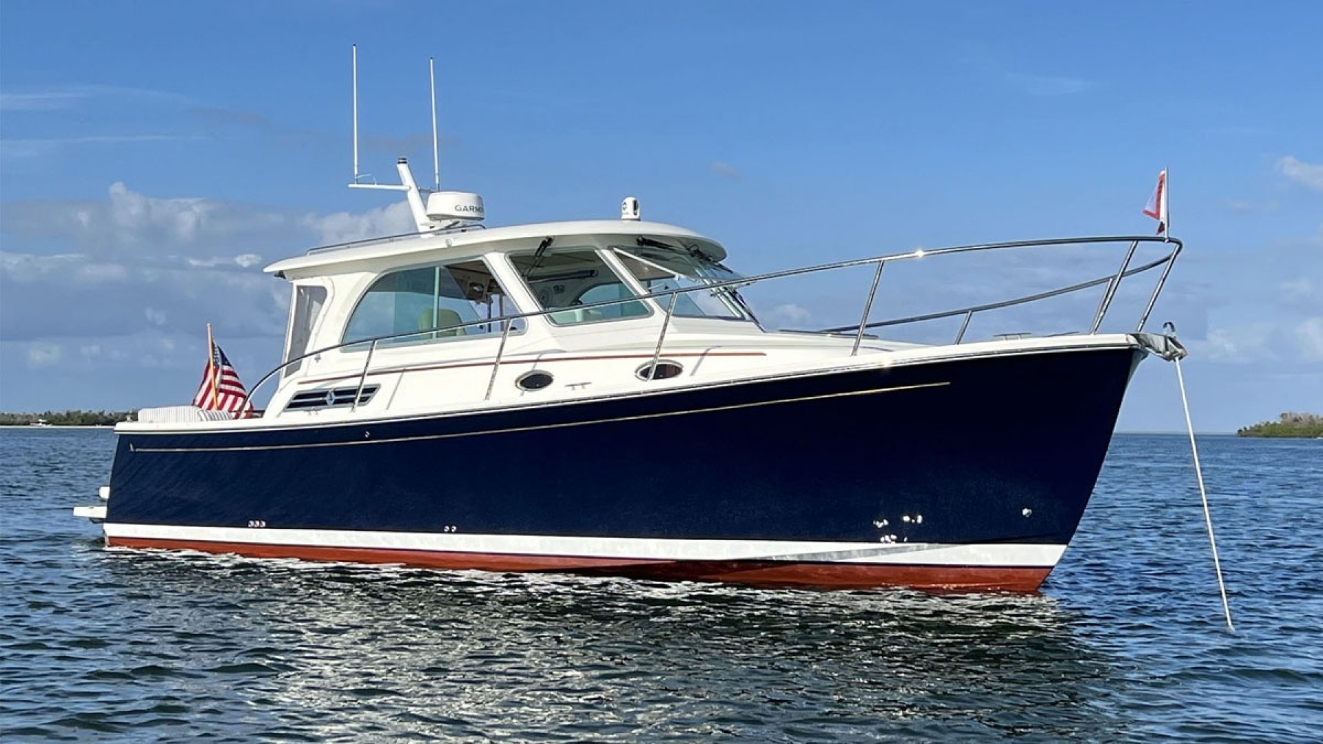 2018 32' Back Cove photo