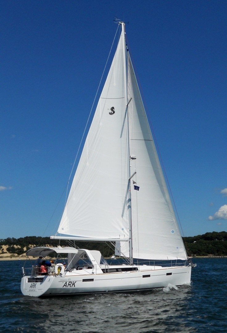 2013 45' Beneteau photo