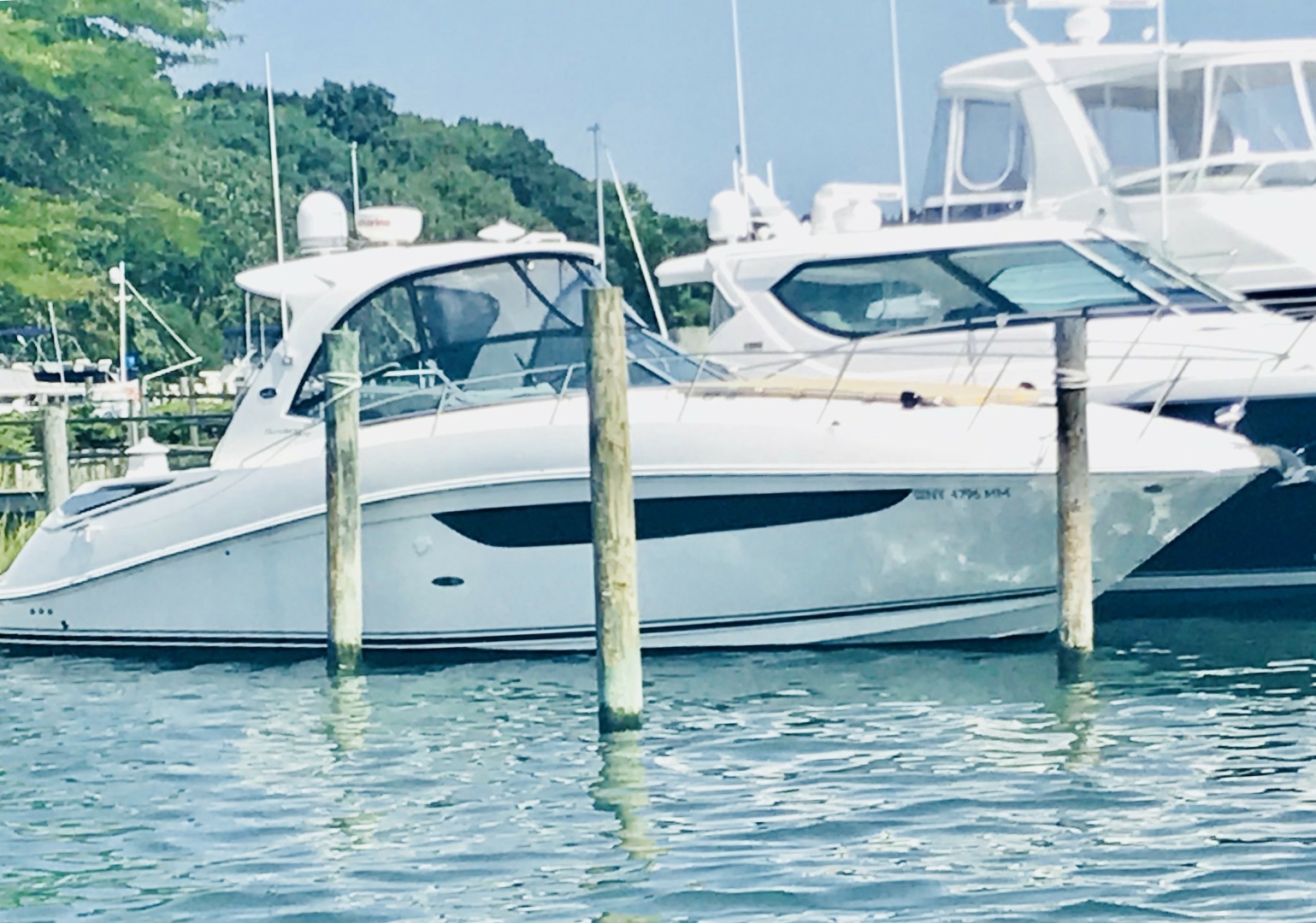 2017 37' Sea Ray photo