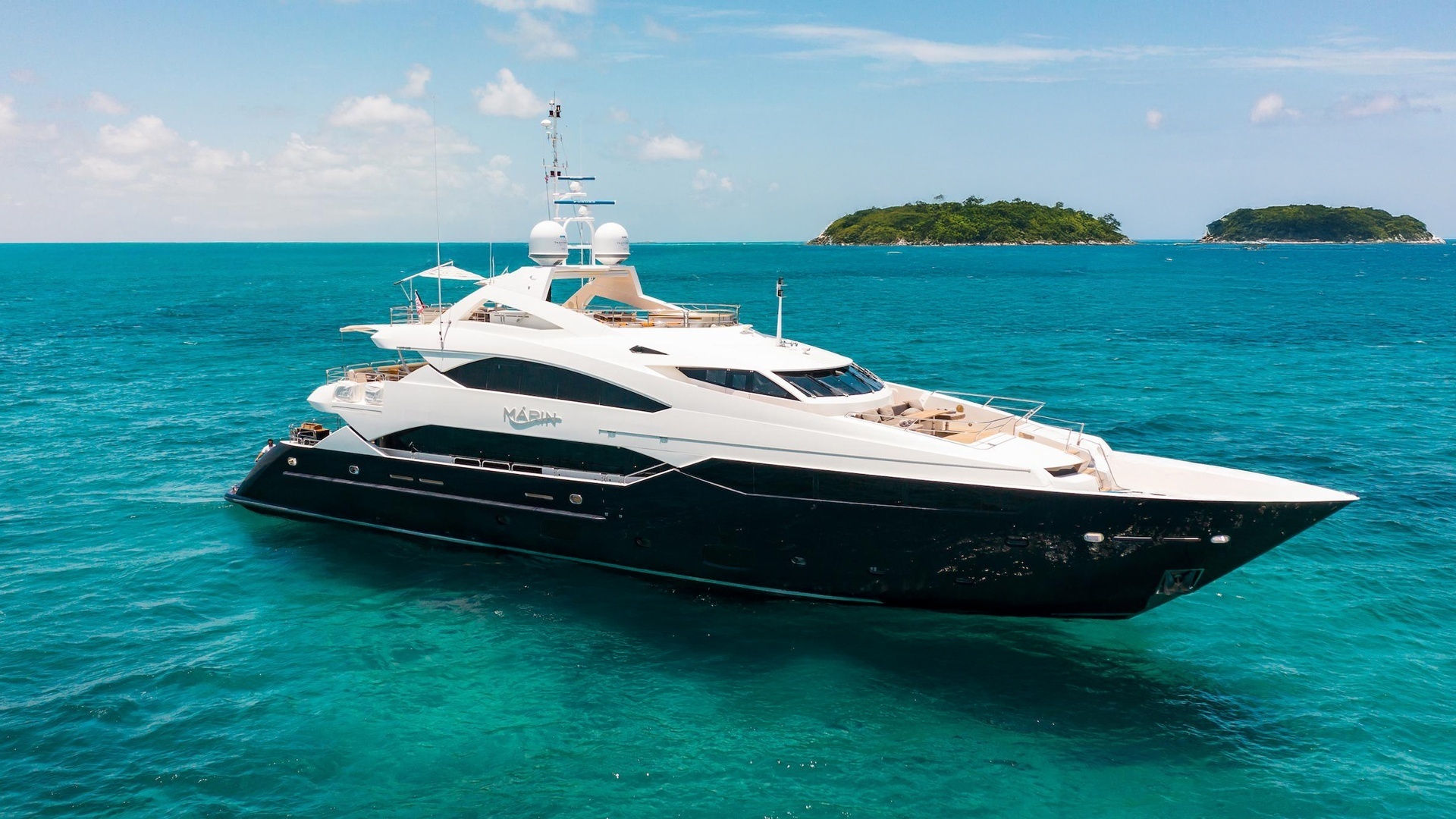 2014 131' Sunseeker photo