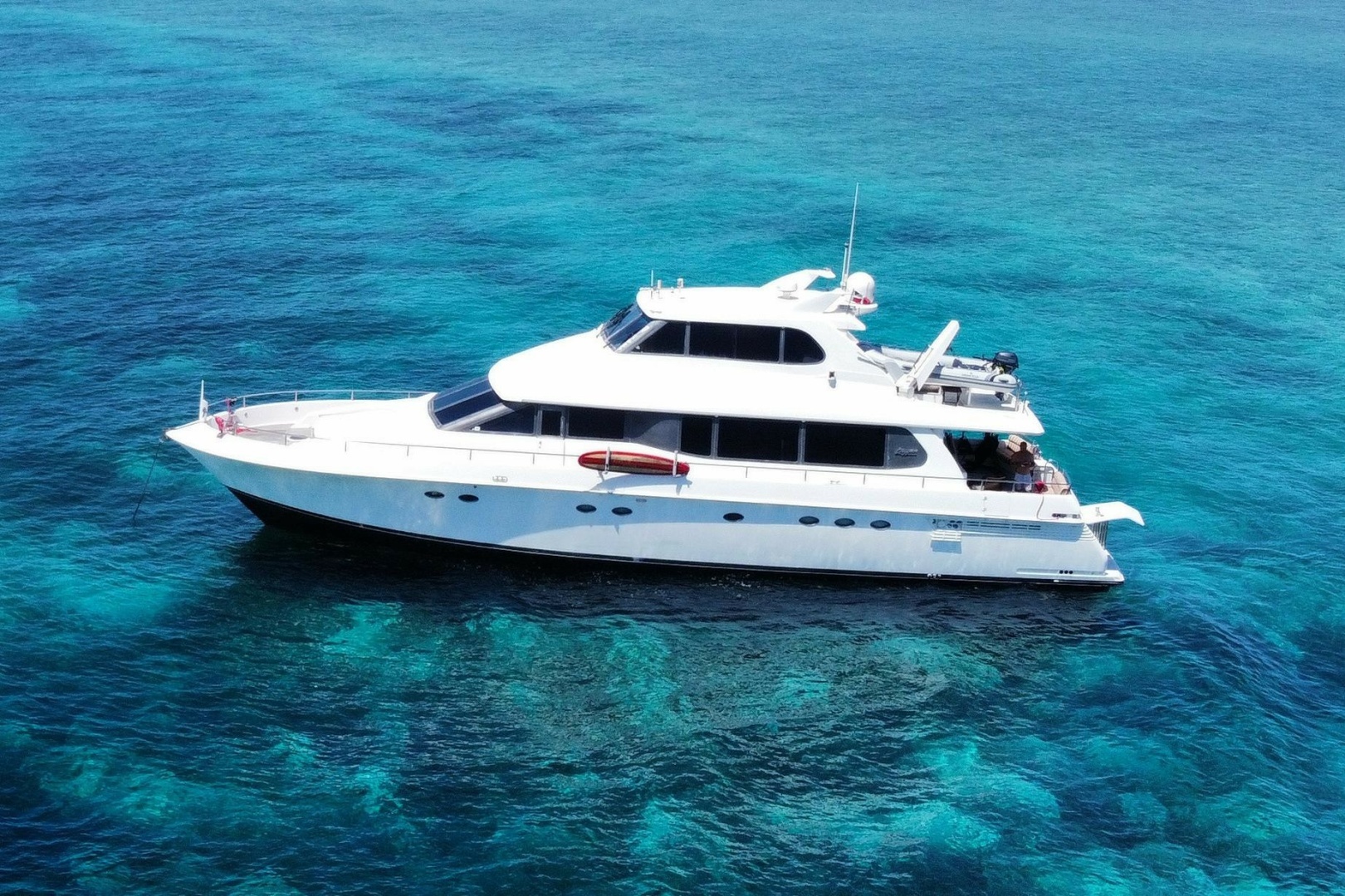 1998 76' Lazzara Yachts photo