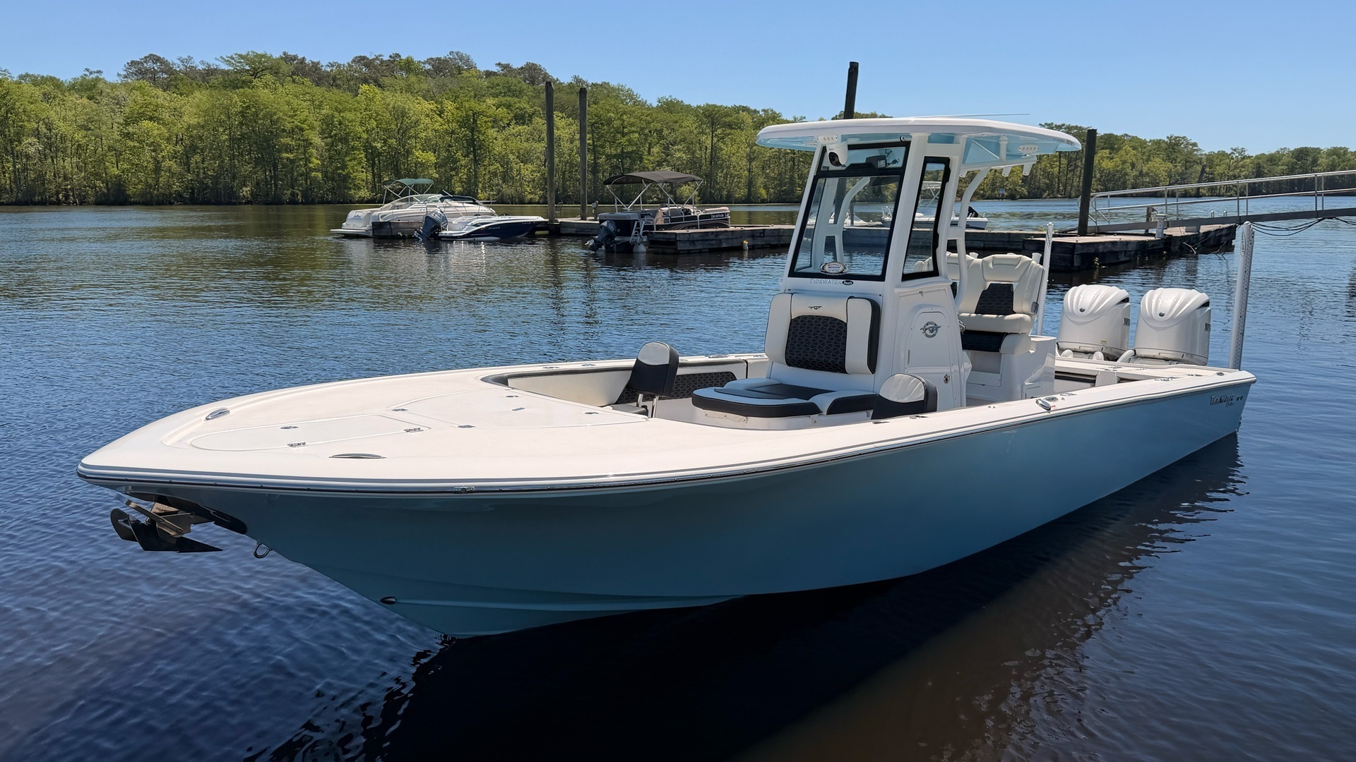 2024 27' Tidewater photo