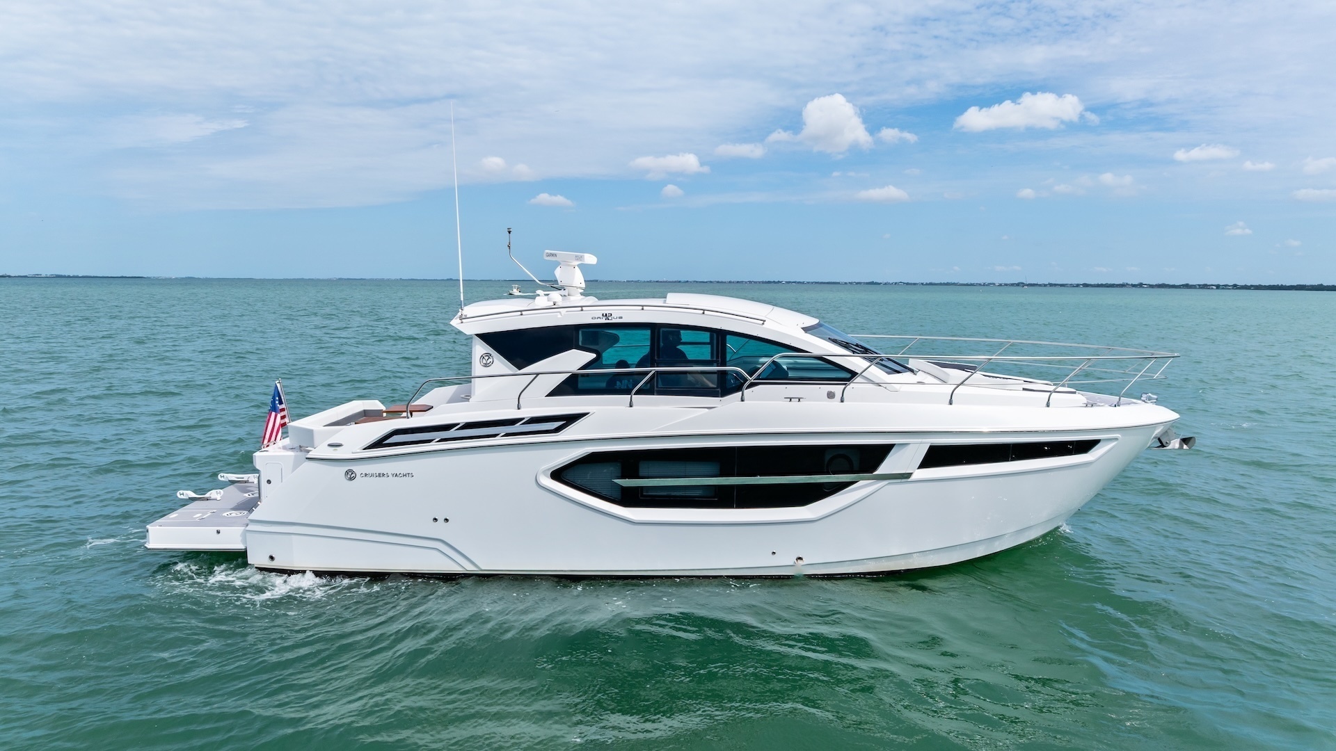 2019 42' Cruisers Yachts photo