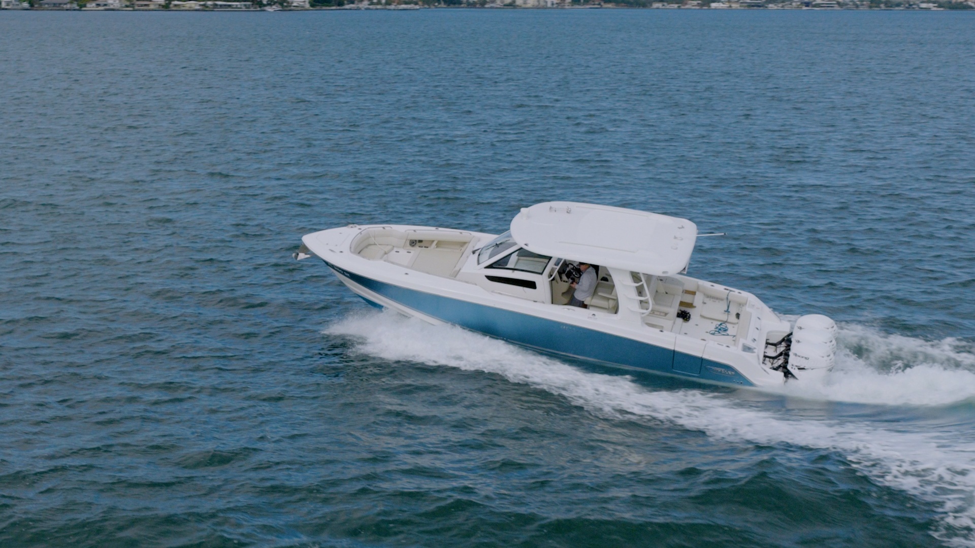 2018 35' Boston Whaler photo