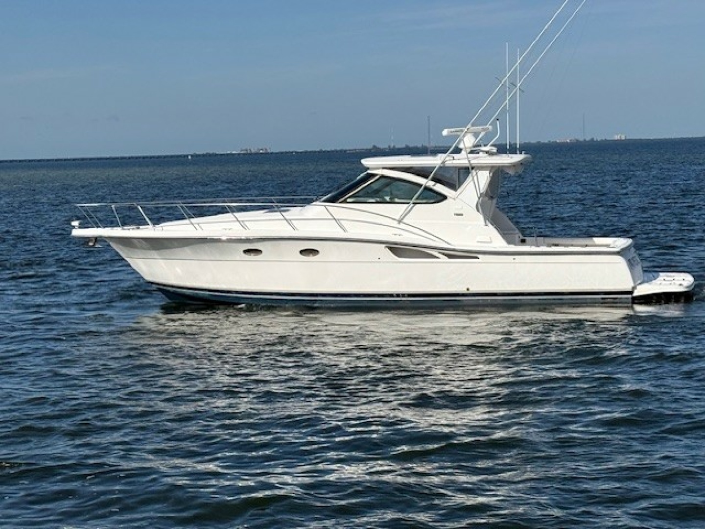 2007 42' Tiara Yachts photo
