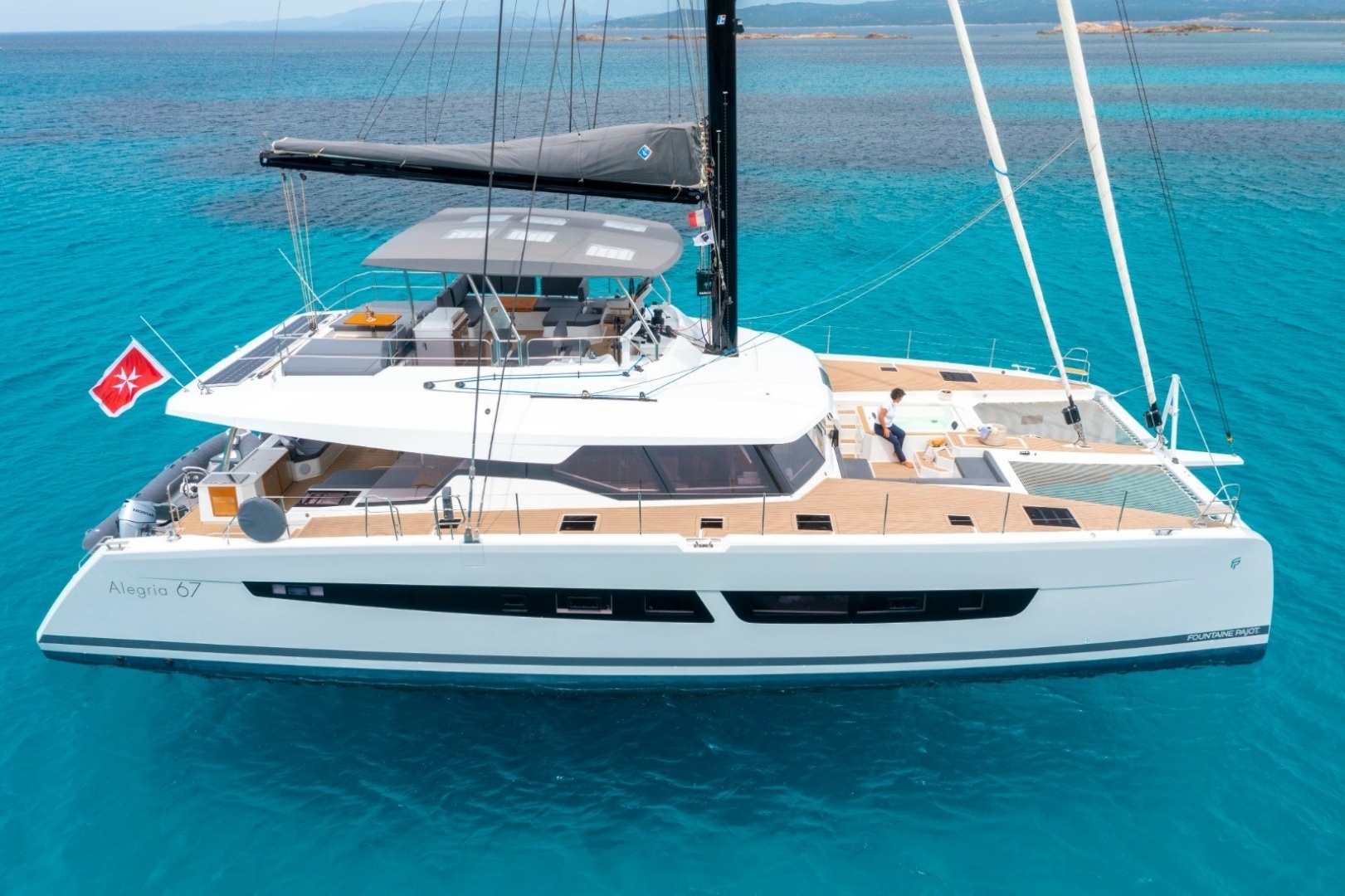 2022 67' Fountaine Pajot photo