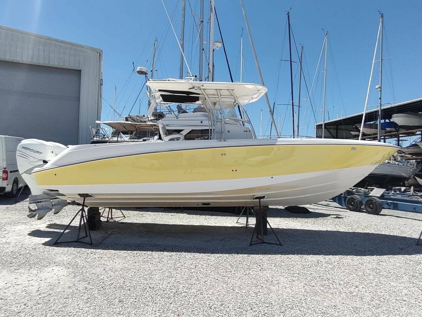 2006 32' Boston Whaler photo