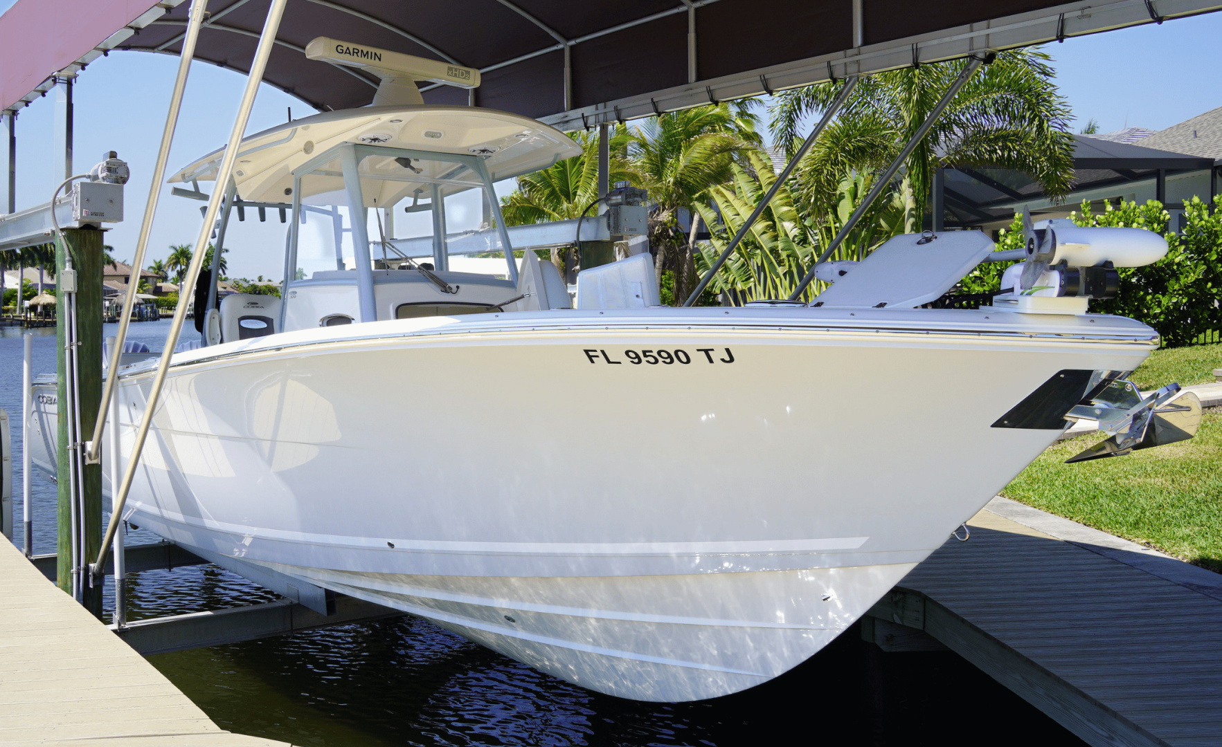 2023 32' Cobia photo