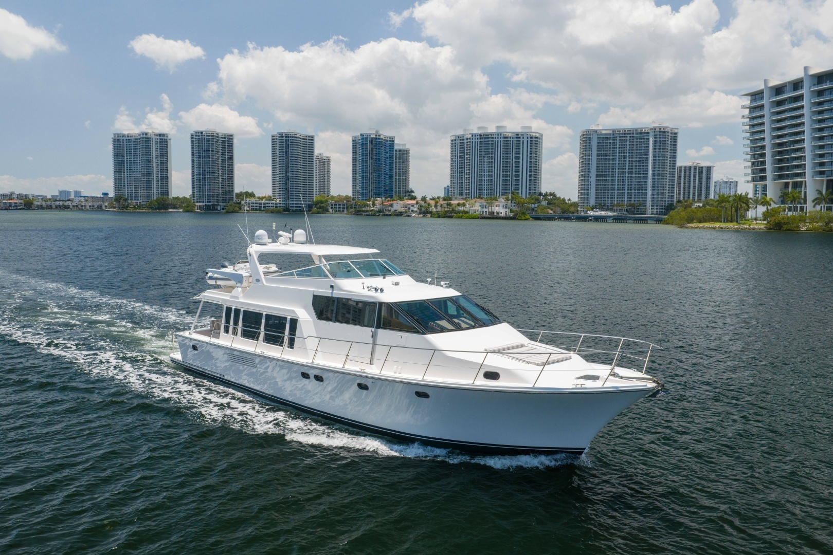 2007 65' Pacific Mariner photo
