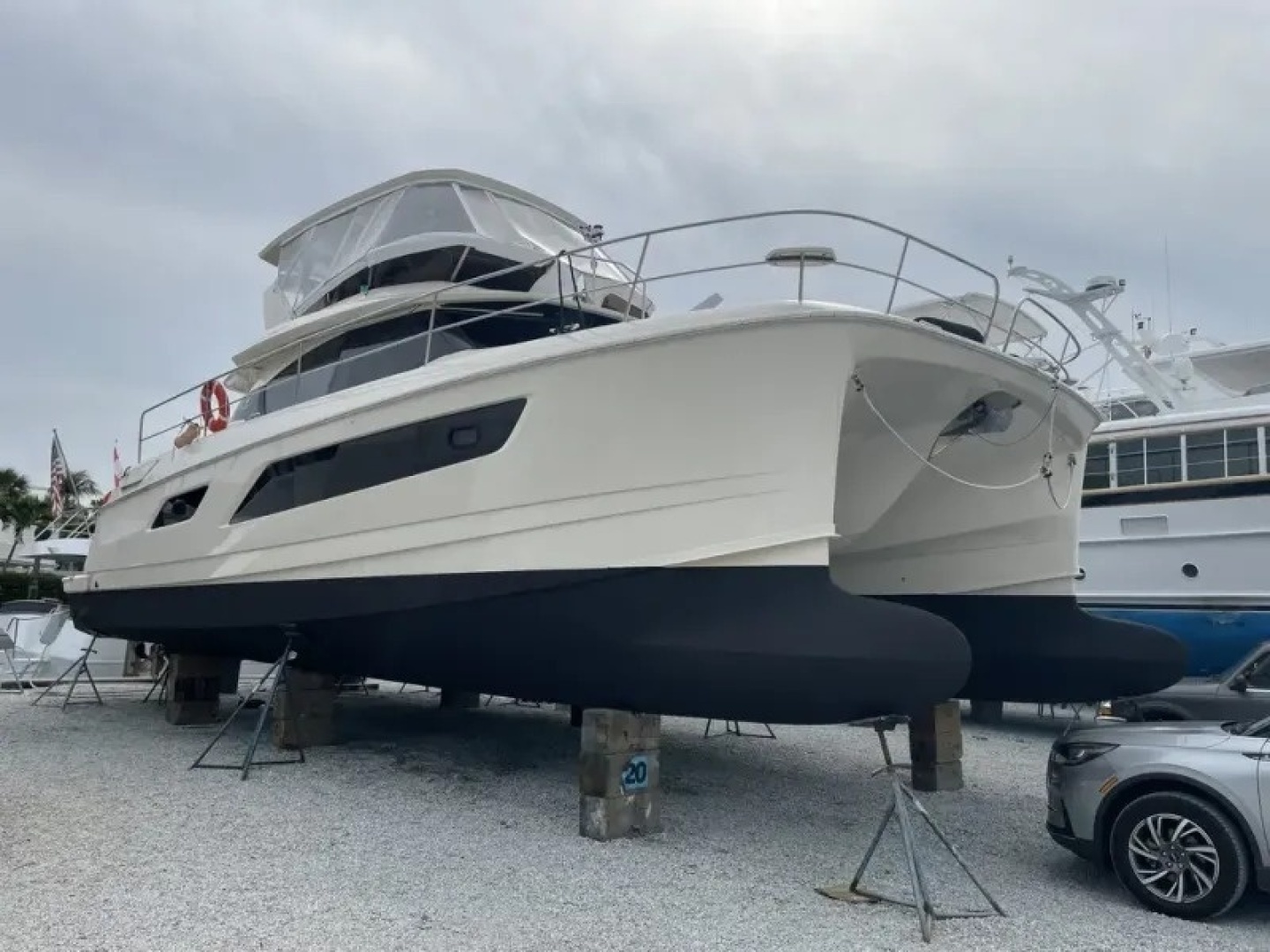 2018 45' Aquila photo