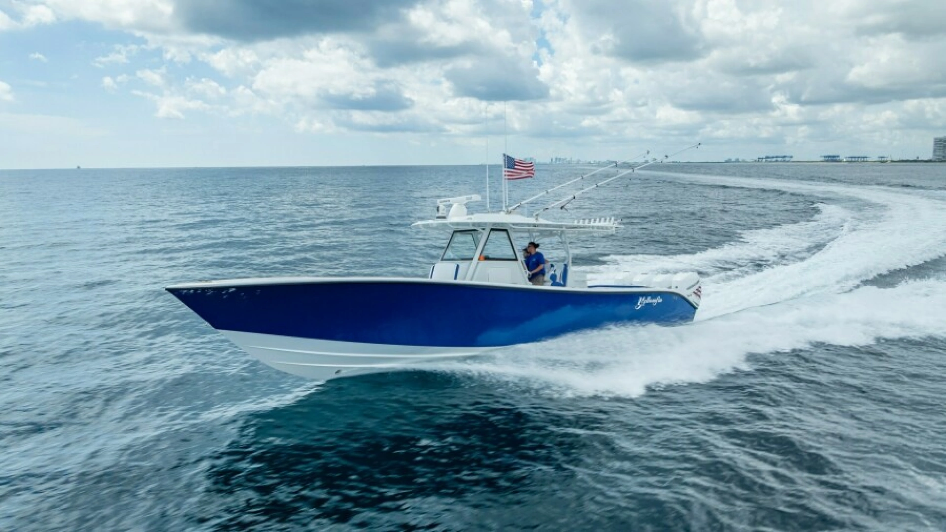 2023 39' Yellowfin photo