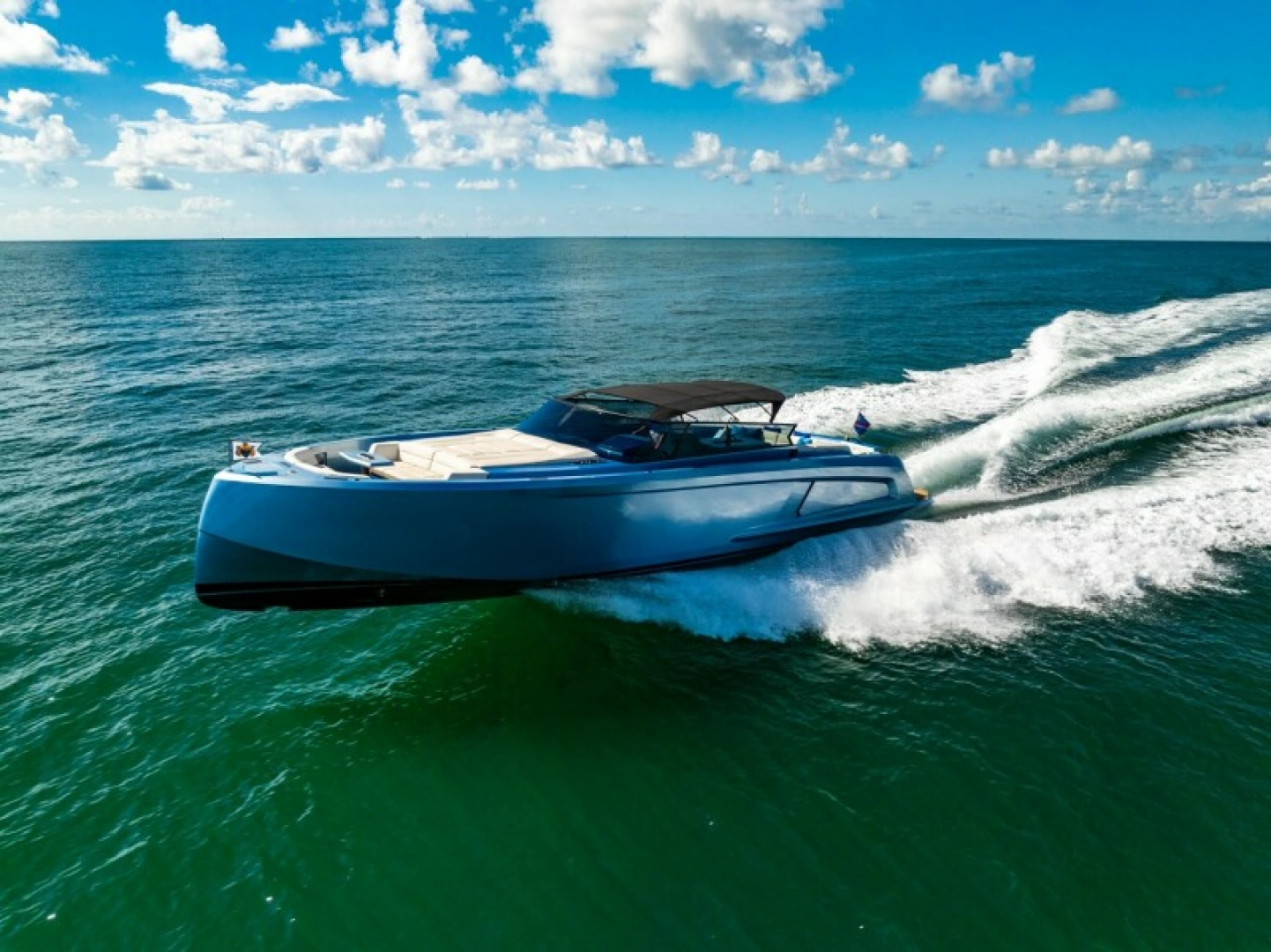 2019 58' Vanquish Yachts photo