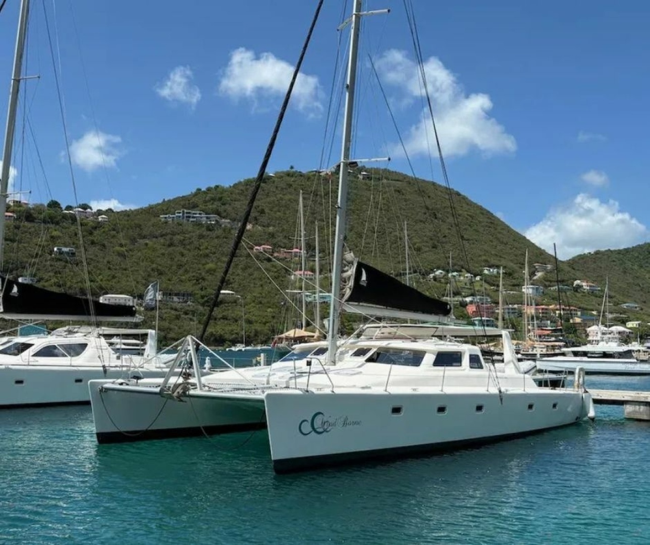 2015 52' Voyage Yachts photo