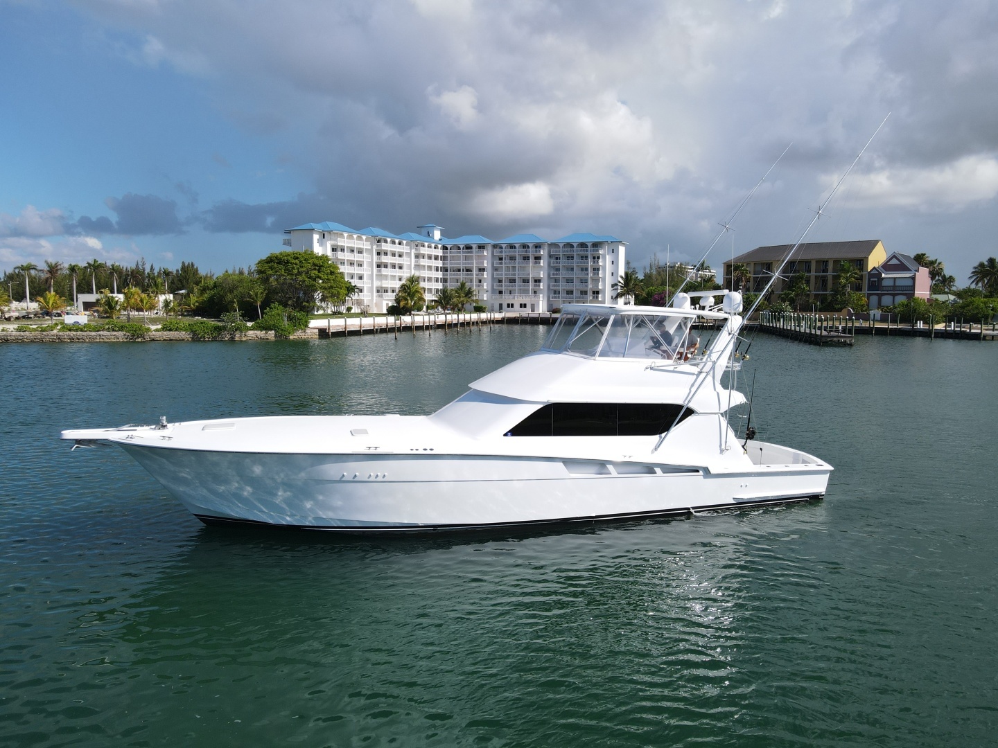 2004 60' Hatteras photo