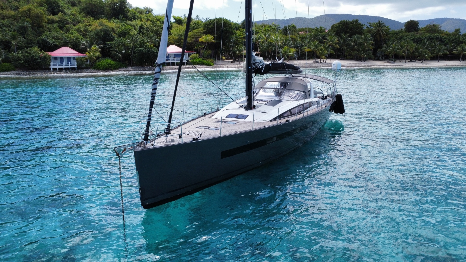 2018 64' Jeanneau photo