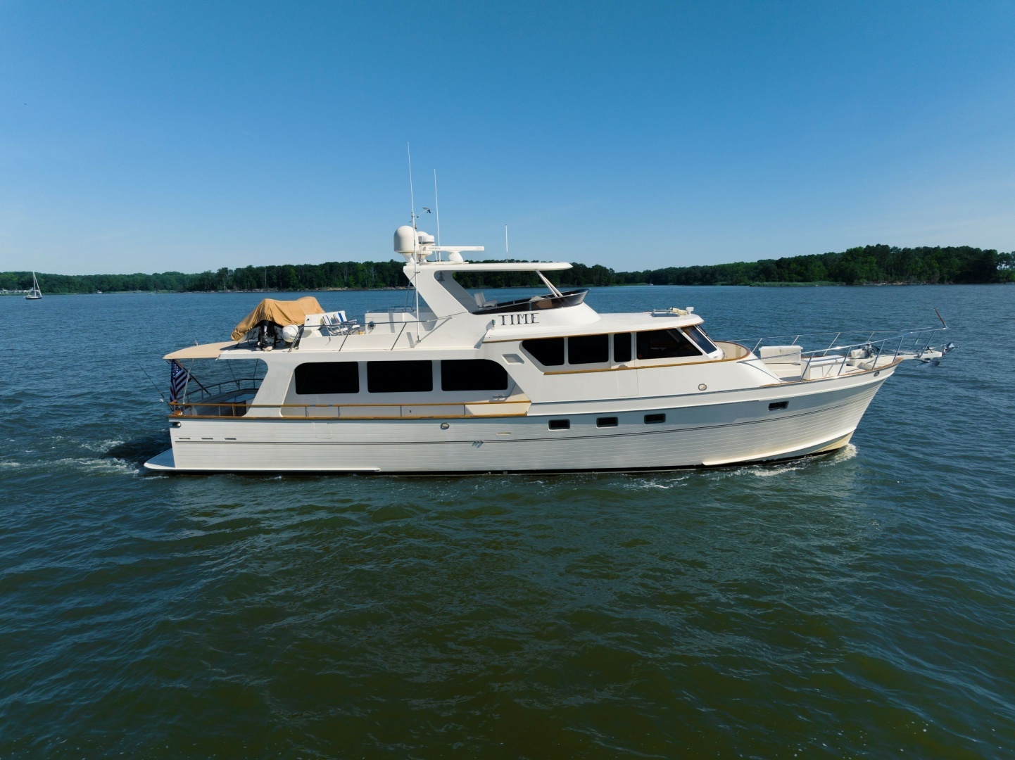 2003 65' Marlow photo