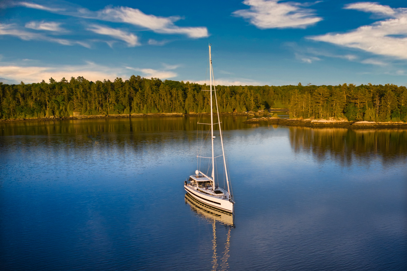 2020 62' Beneteau photo