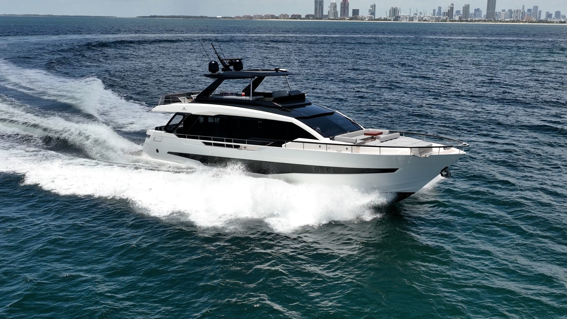 2023 82' Astondoa photo