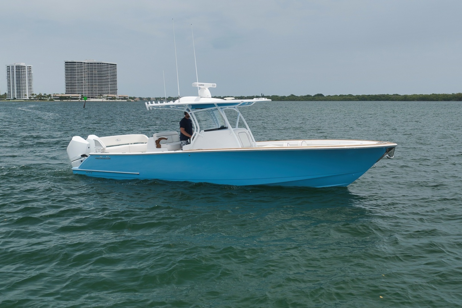 2023 33' Valhalla Boatworks photo