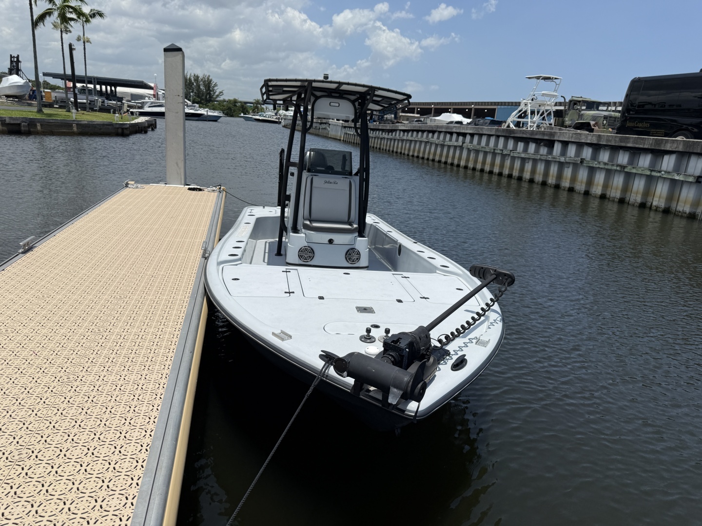 2017 24' Yellowfin photo