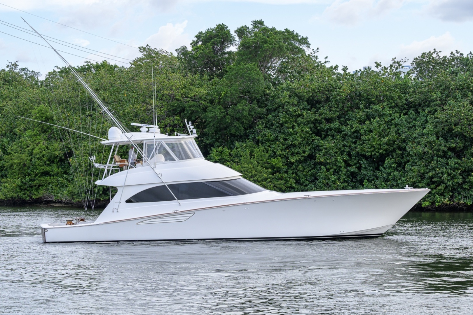 2014 70' Viking photo