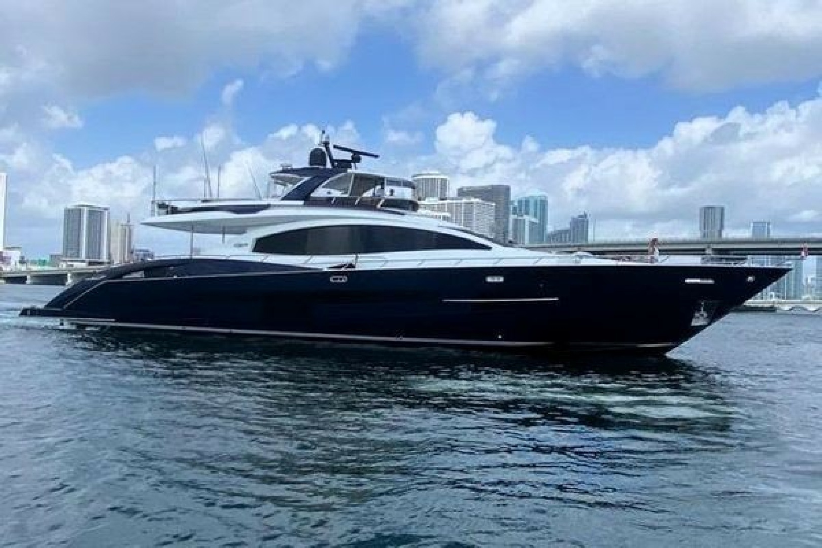2012 95' Lazzara Yachts photo