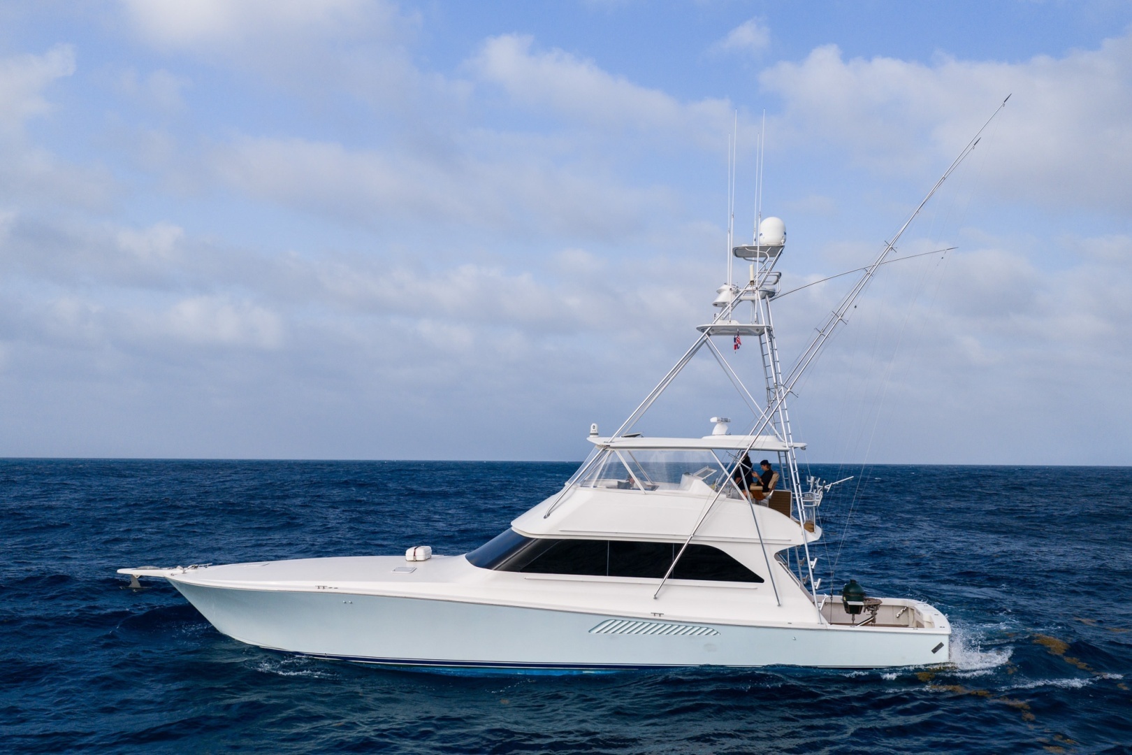 2001 65' Viking photo