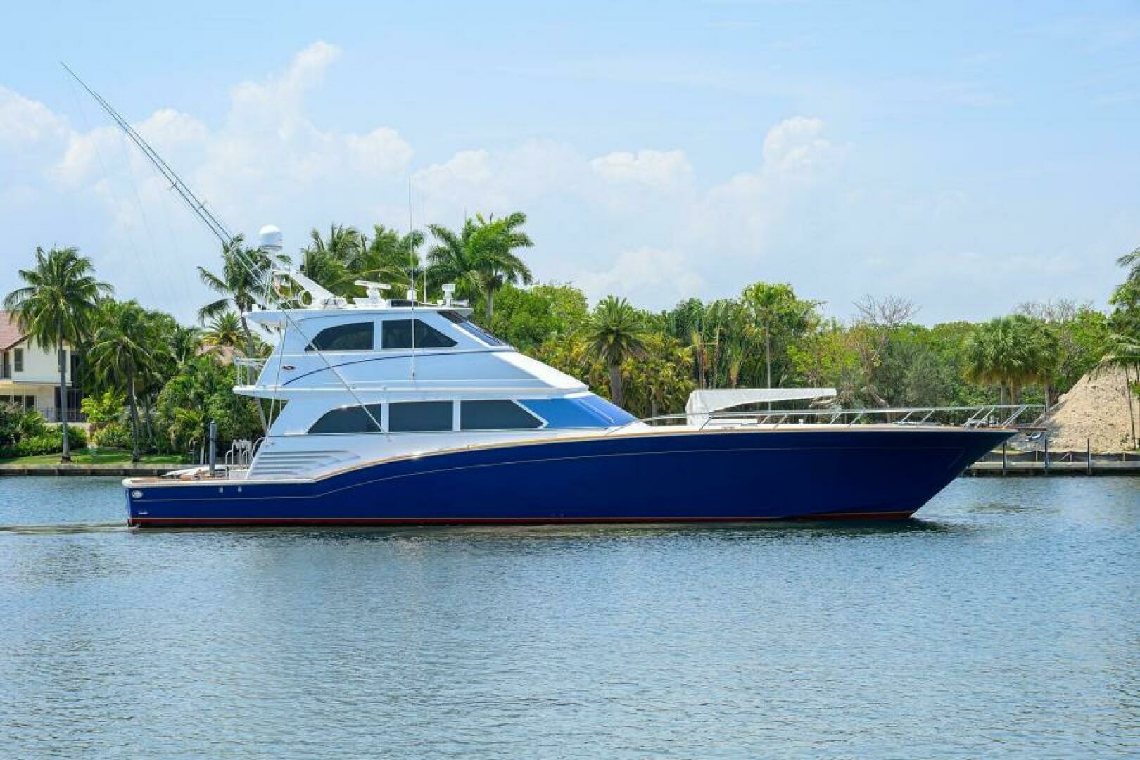 2004 82' Sea Force IX photo