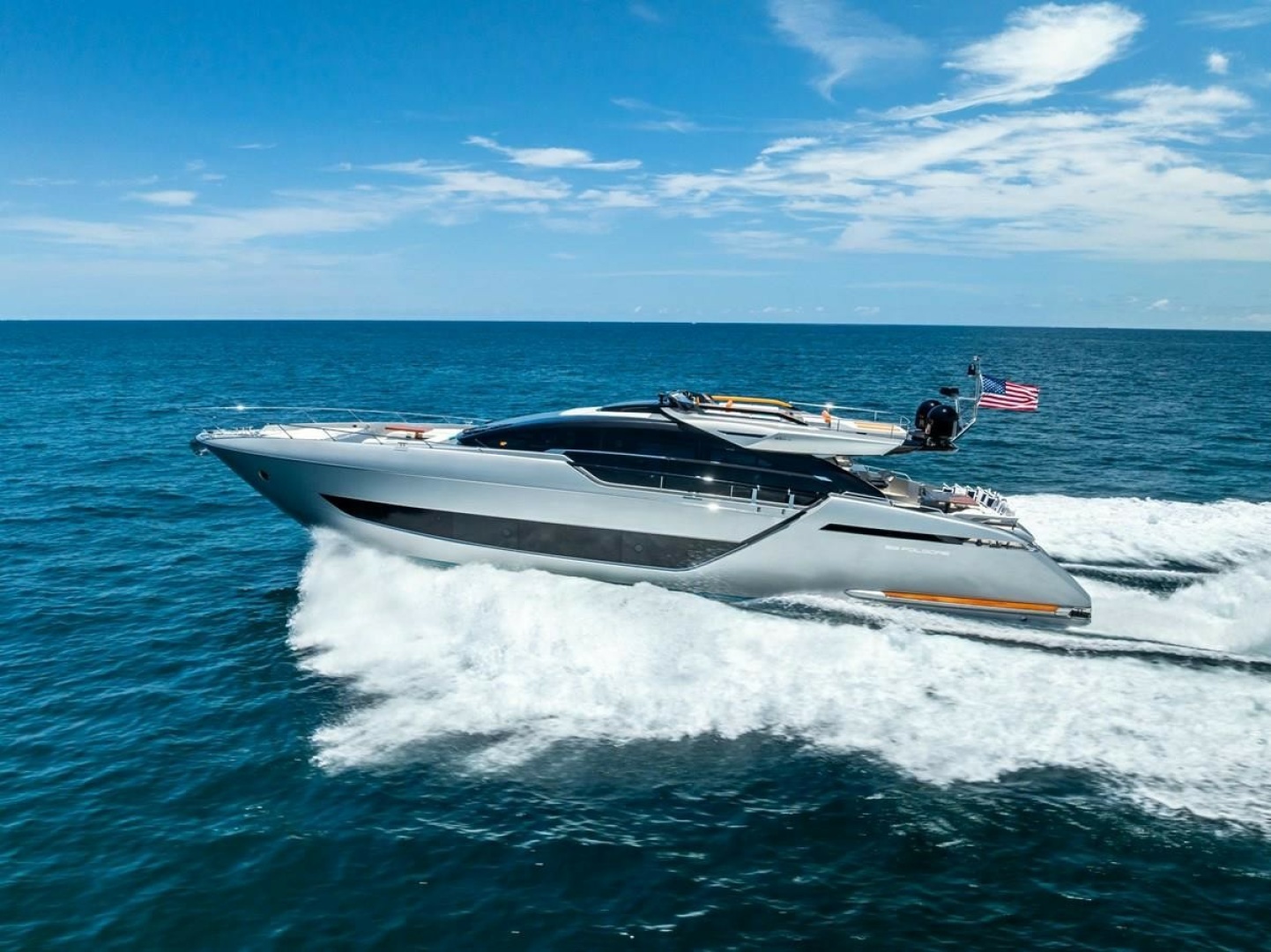 2022 88' Riva photo