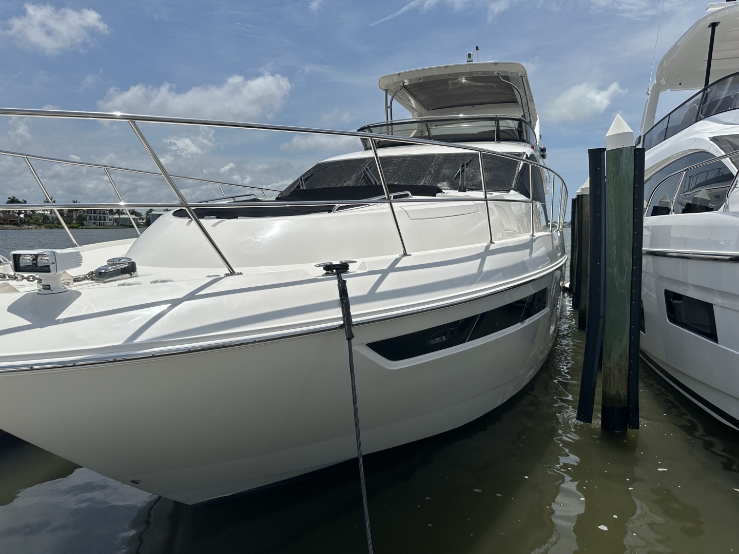 2018 65' Sea Ray photo